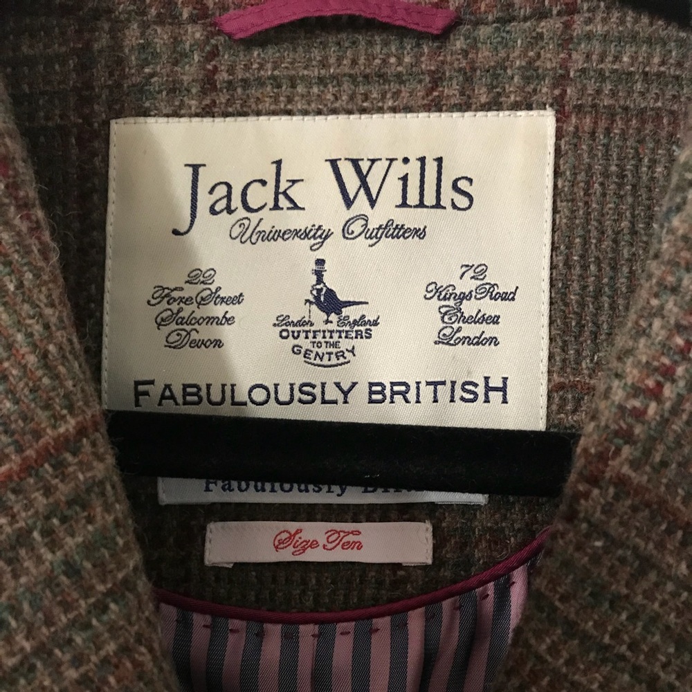 Jacket - Picture 1 of 4